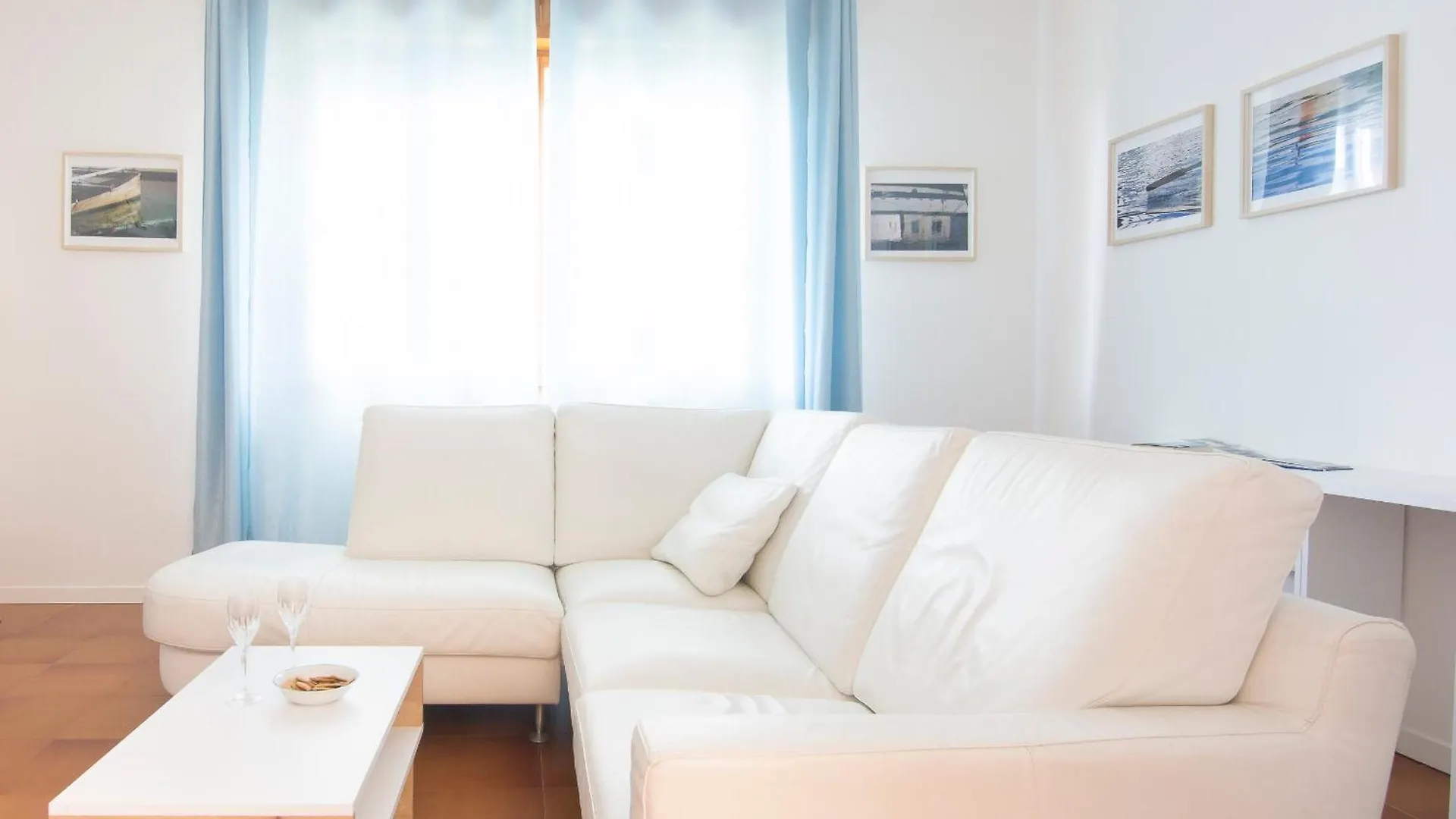 Brezza Marina Apt & Garden Rimini 0*,  Italië